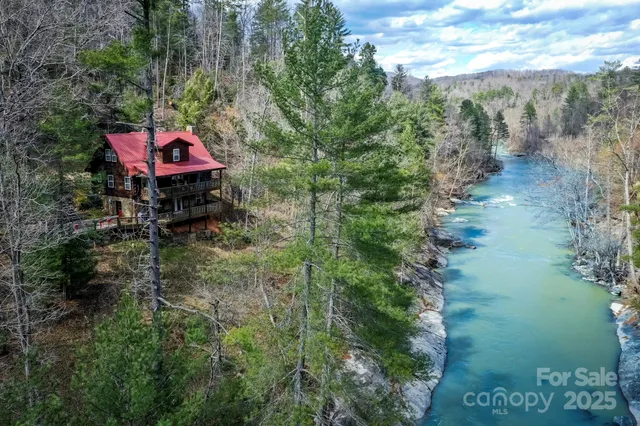 $575,000 | 351 Chickadee Avenue, Lake Lure, NC 28746