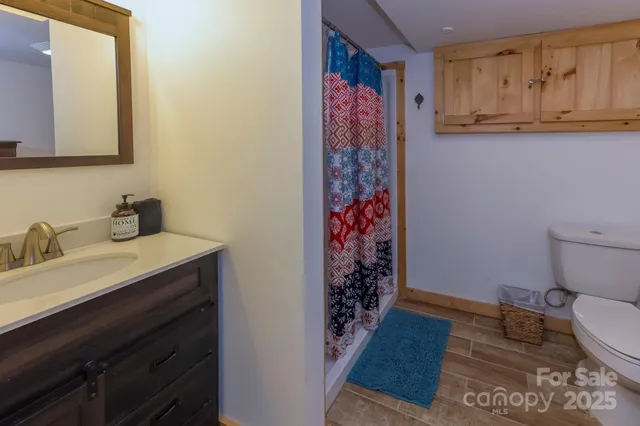 $575,000 | 351 Chickadee Avenue, Lake Lure, NC 28746