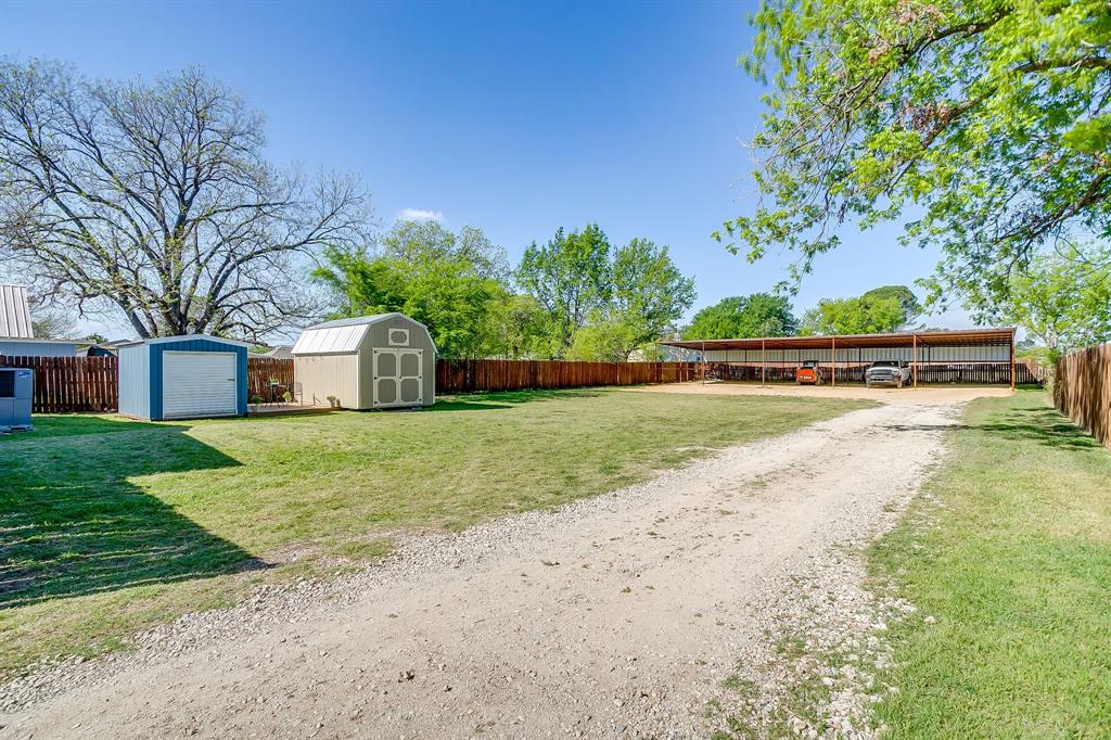 303 Gandy Street Lipan, TX 76462 - Photo 31 of 37