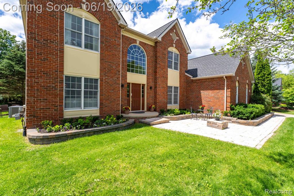 25035 Samoset Court Novi, MI 48374 - Photo 2 of 54