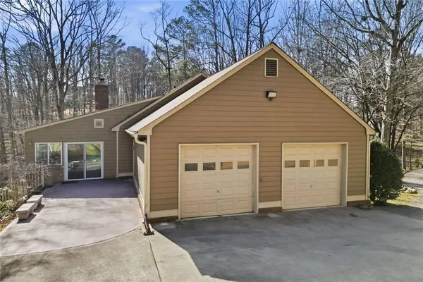 $575,000 | 600 Page Place, Canton, GA 30114