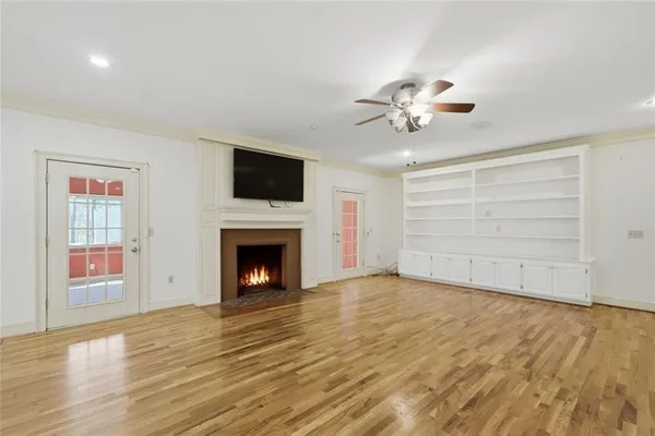 $575,000 | 600 Page Place, Canton, GA 30114
