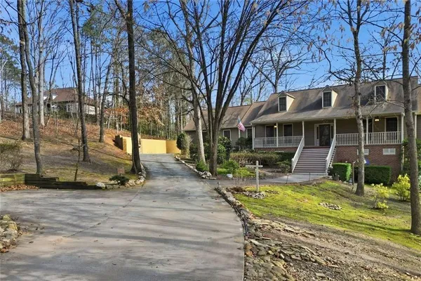 $575,000 | 600 Page Place, Canton, GA 30114