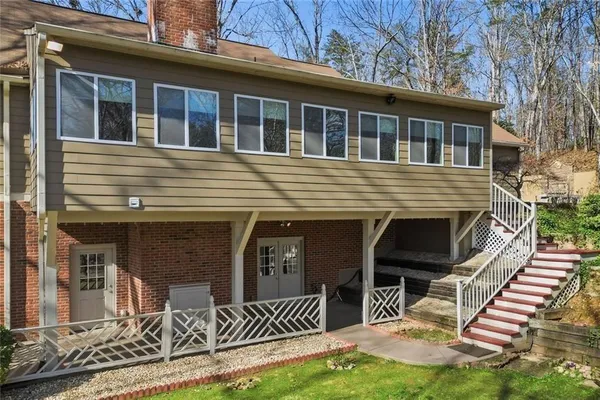 $575,000 | 600 Page Place, Canton, GA 30114