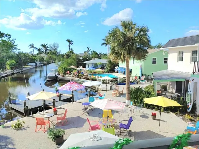 $2,000 | 2840 Shoreview Drive, Unit 7, Naples, FL 34112