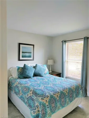 $2,000 | 2840 Shoreview Drive, Unit 7, Naples, FL 34112