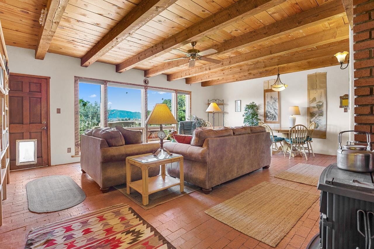 351 Blueberry Hl Road El Prado, NM 87529 - Photo 4 of 50 Gallery Image 4