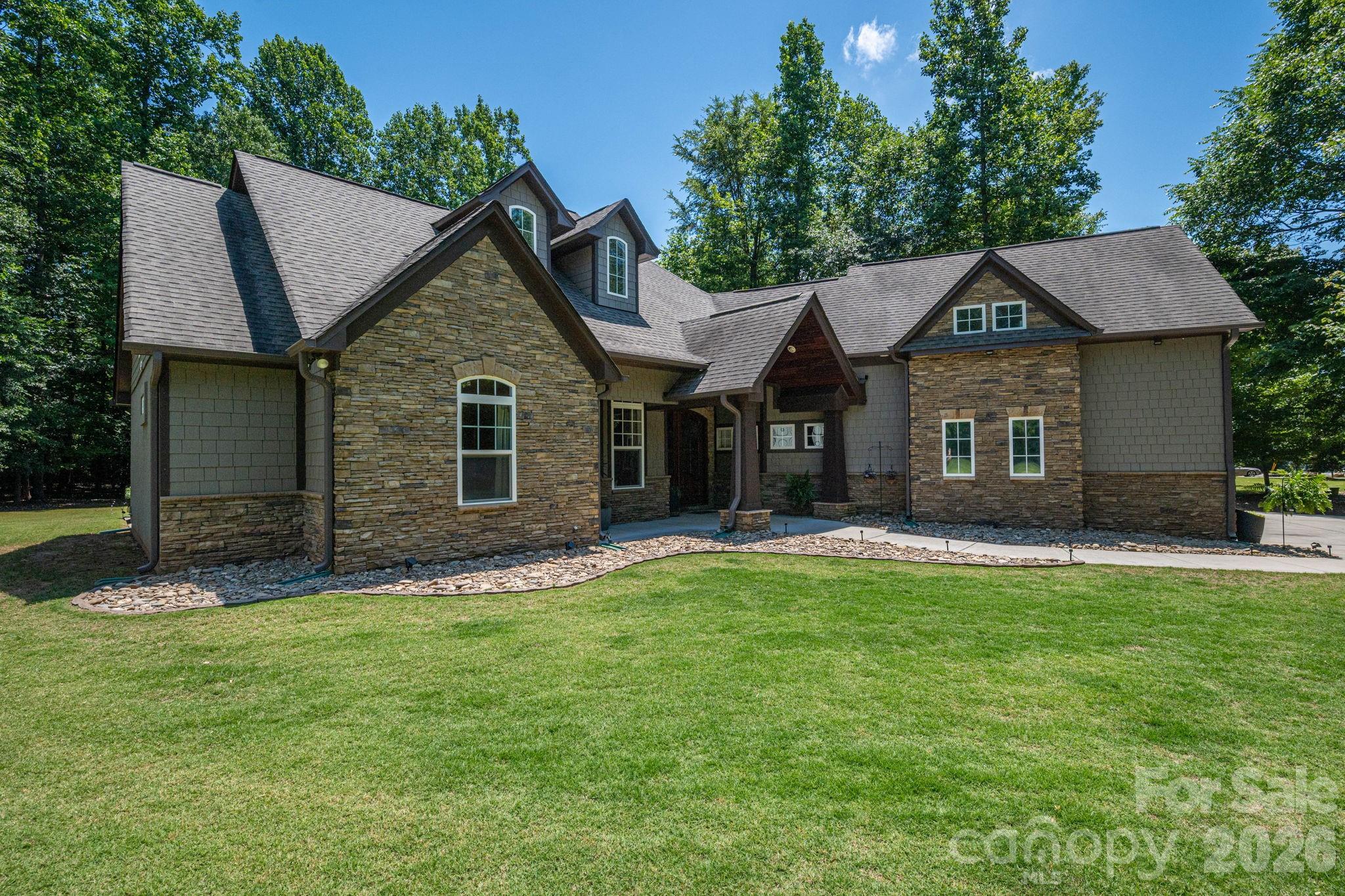 489 Evergreen Road Lake Wylie, SC 29710 - Photo 3 of 47