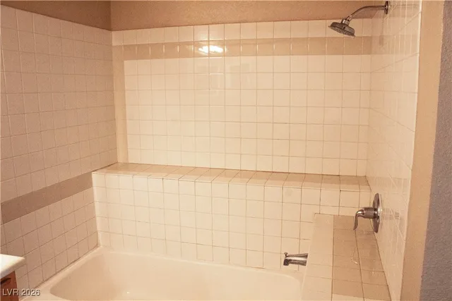 $1,299 | 2200 South Fort Apache Road, Unit 1010, Las Vegas, NV 89117