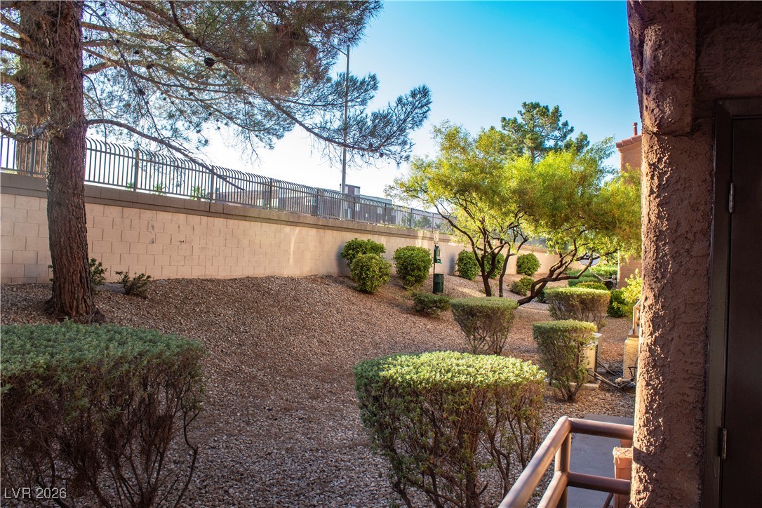 2200 South Fort Apache Road, Unit 1010 Las Vegas, NV 89117 - Photo 15 of 17