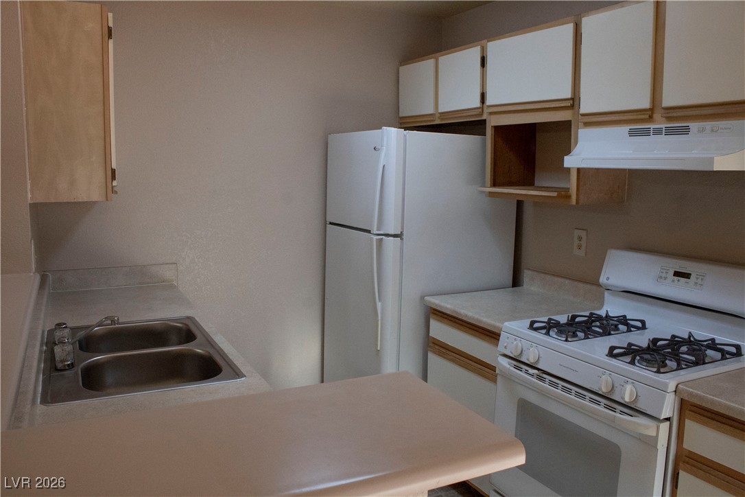 2200 South Fort Apache Road, Unit 1010 Las Vegas, NV 89117 - Photo 6 of 17