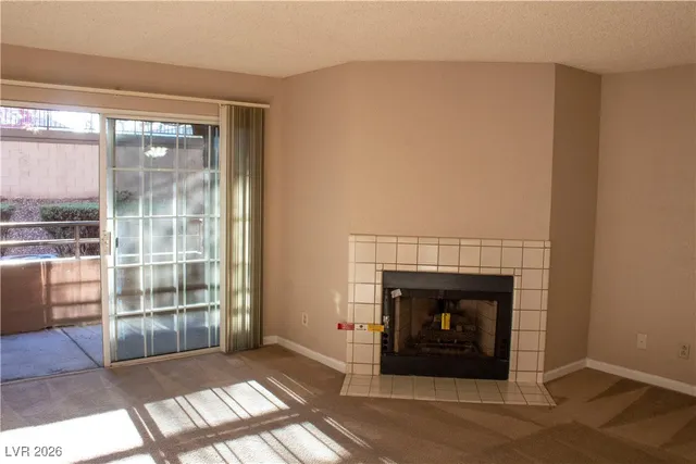 $1,299 | 2200 South Fort Apache Road, Unit 1010, Las Vegas, NV 89117