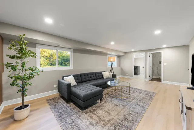 $499,000 | 641 Highview Avenue, Addison, IL 60101