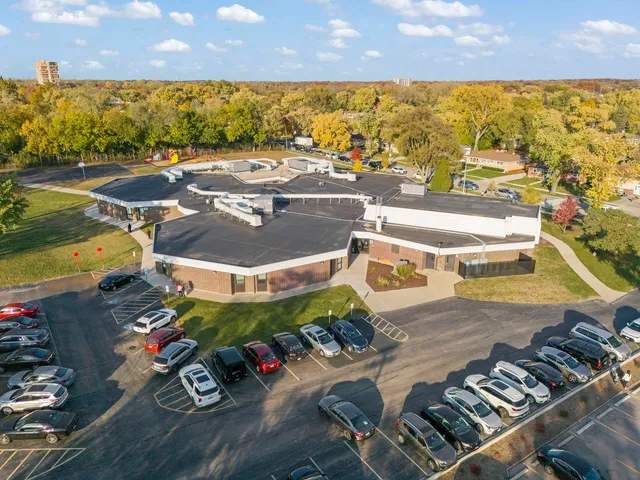 $499,000 | 641 Highview Avenue, Addison, IL 60101