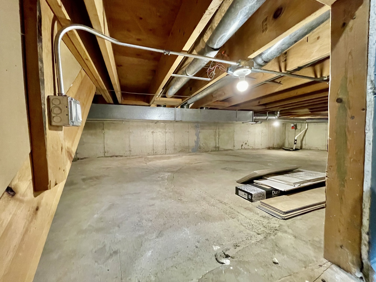 641 Highview Avenue Addison, IL 60101 - Photo 36 of 36 a view of an empty room with wooden floor