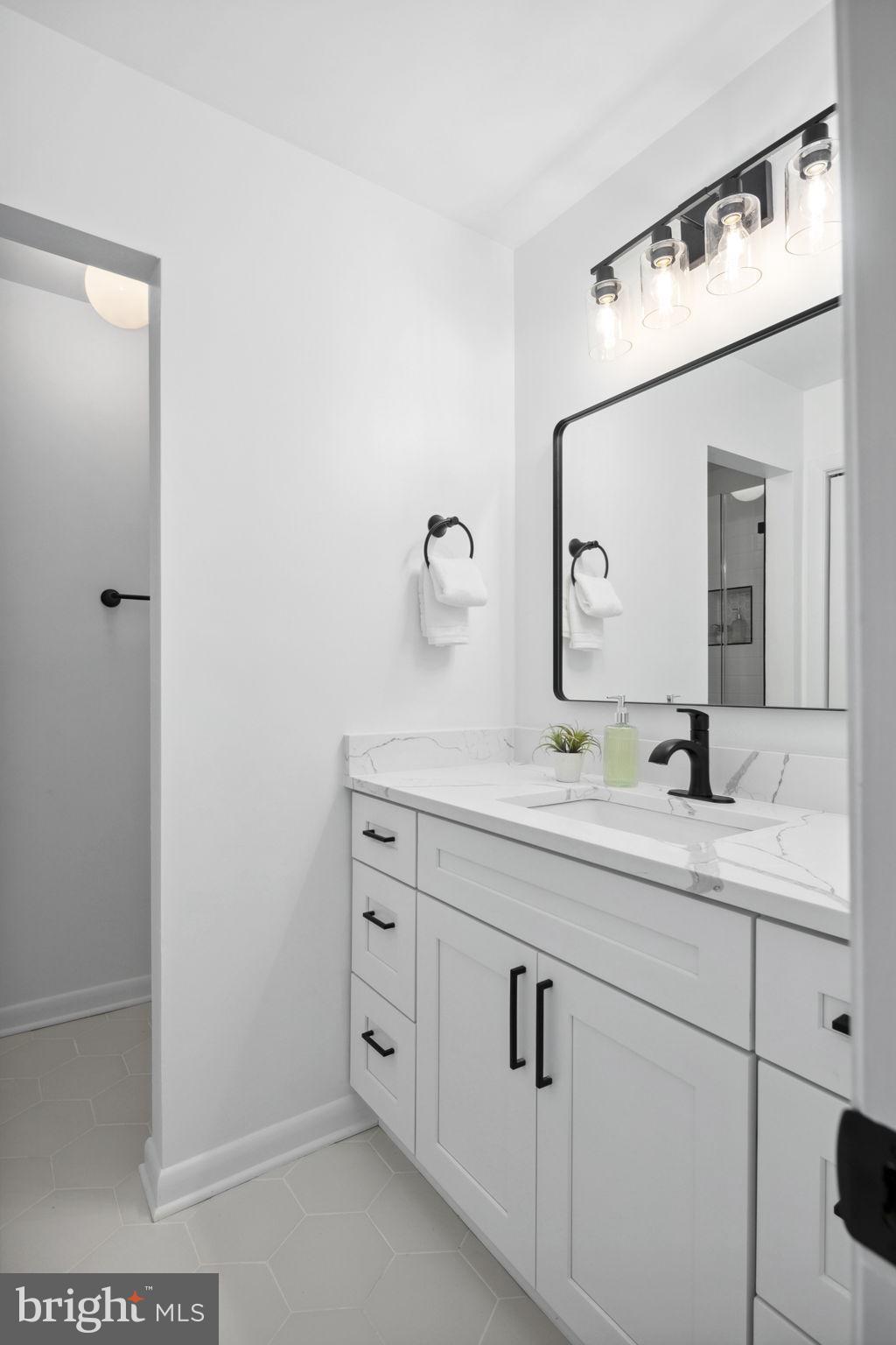 8716 Center Road Springfield, VA 22152 - Photo 26 of 53