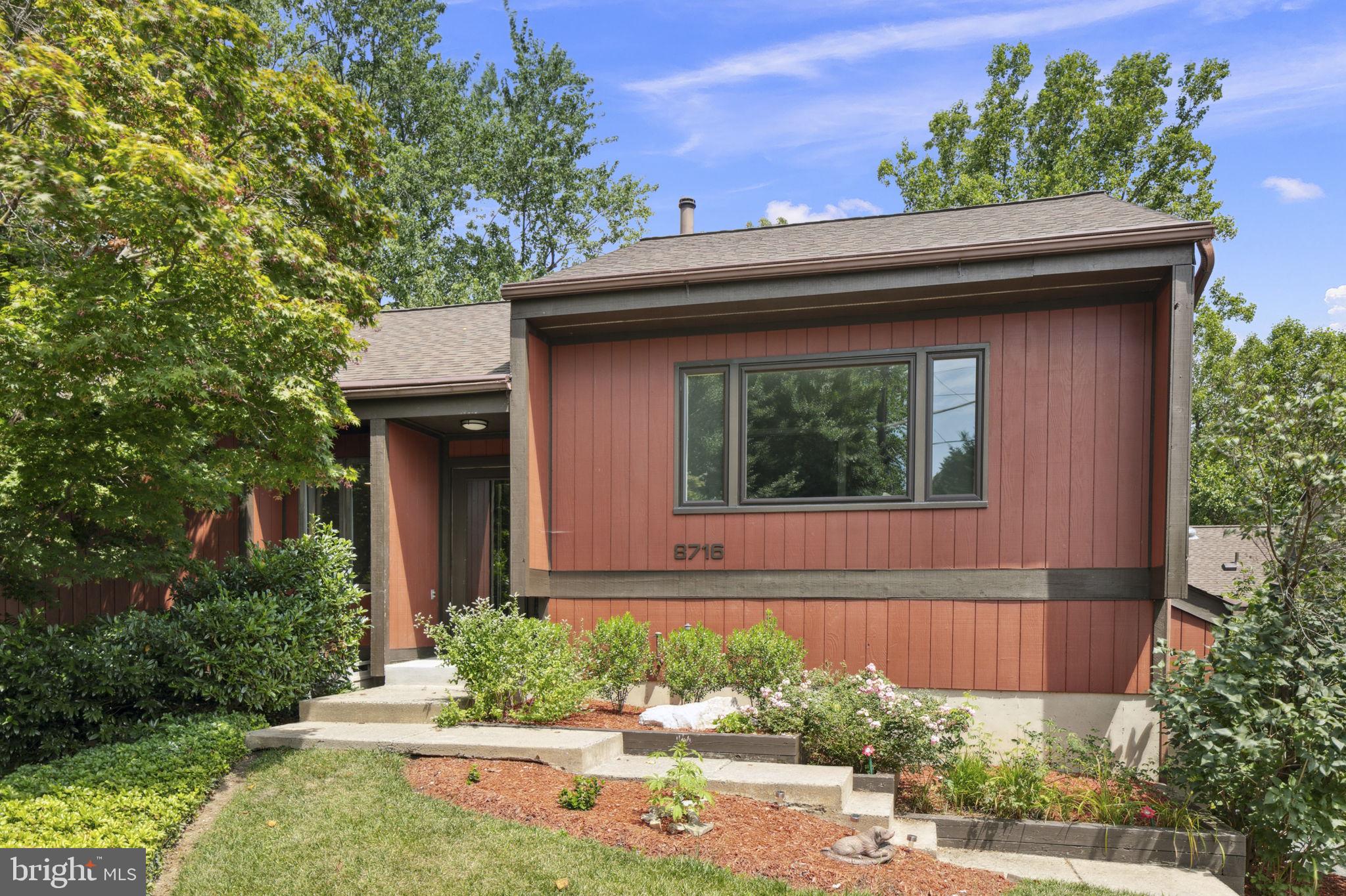 8716 Center Road Springfield, VA 22152 - Photo 51 of 53