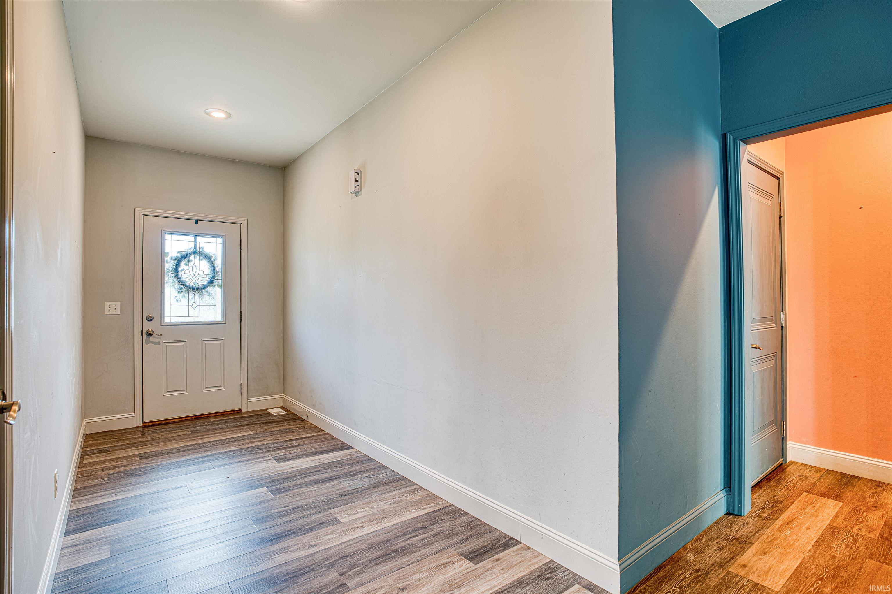 104 Nottinghill Road Chandler, IN 47610 - Photo 4 of 32