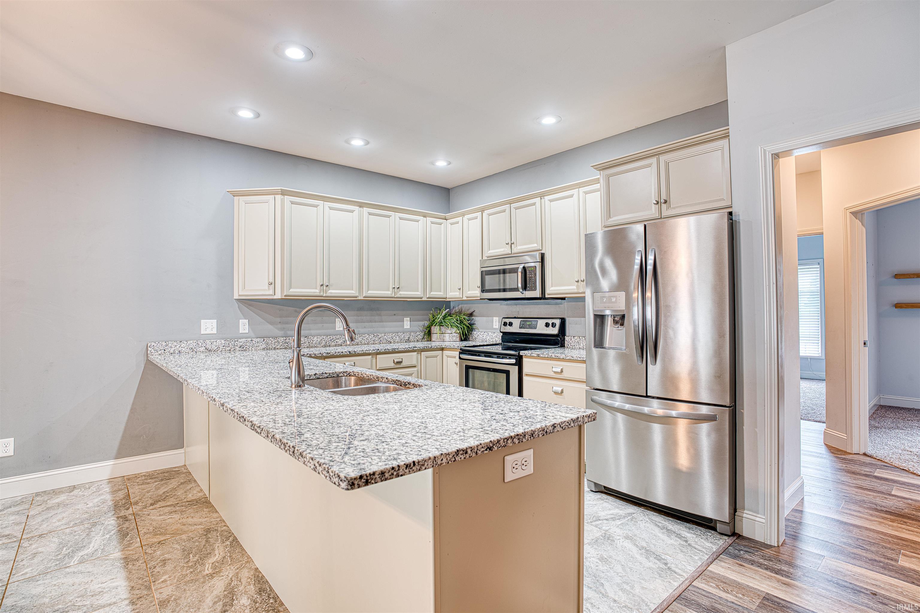 104 Nottinghill Road Chandler, IN 47610 - Photo 10 of 32