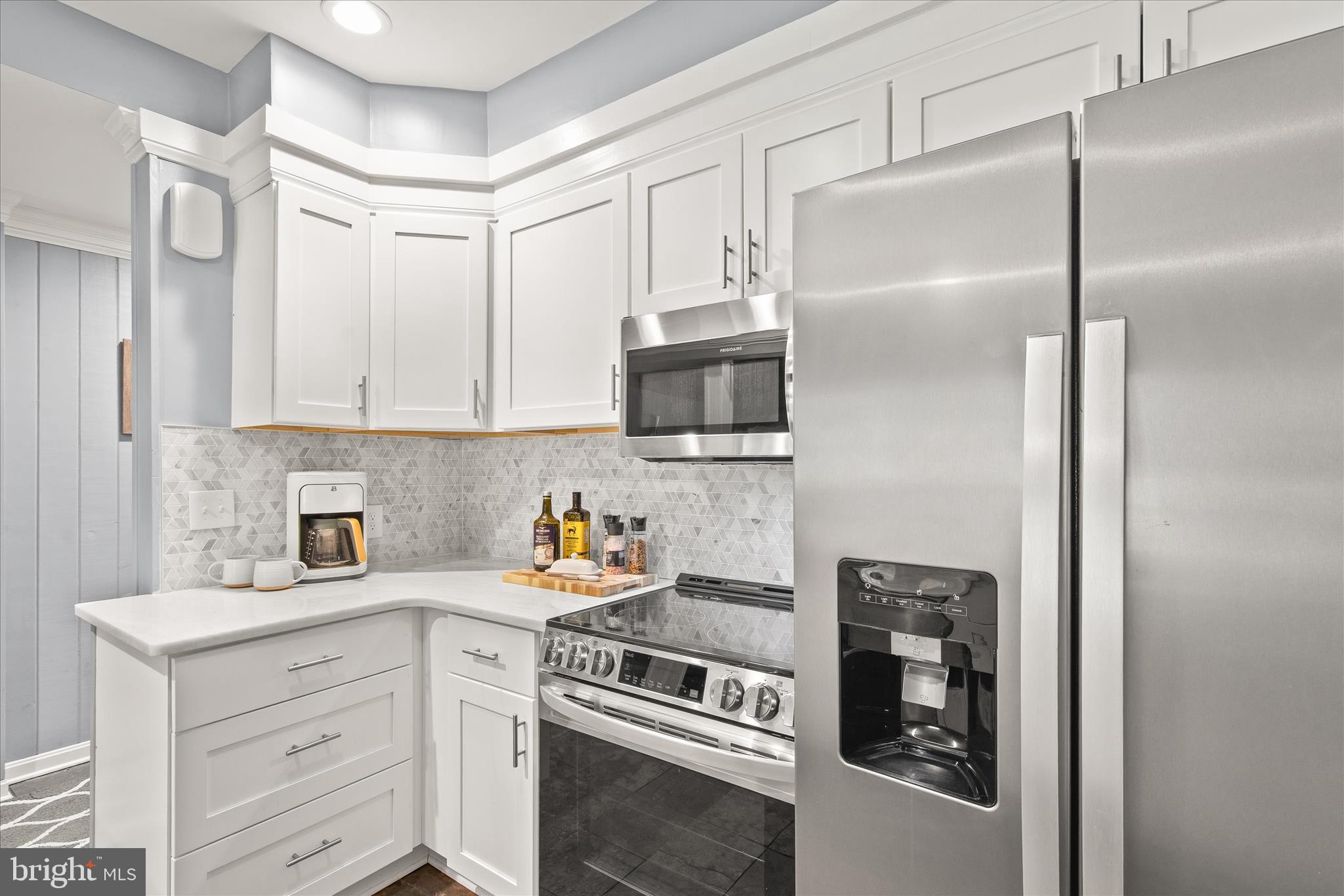 12107 Angler Road Ocean City, MD 21842 - Photo 19 of 106 Kitchen