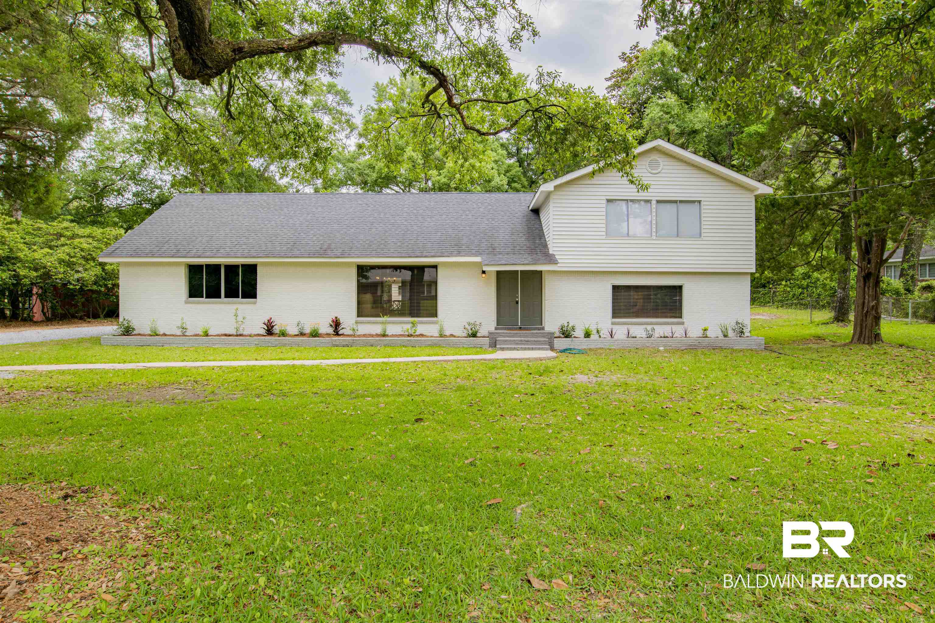4201 Arcturus Lane Mobile, AL 36693 - Photo 1 of 27