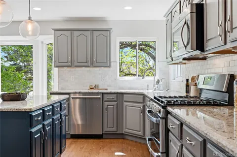 $1,040,000 | 8927 Green Meadows Lane, Highlands Ranch, CO 80126