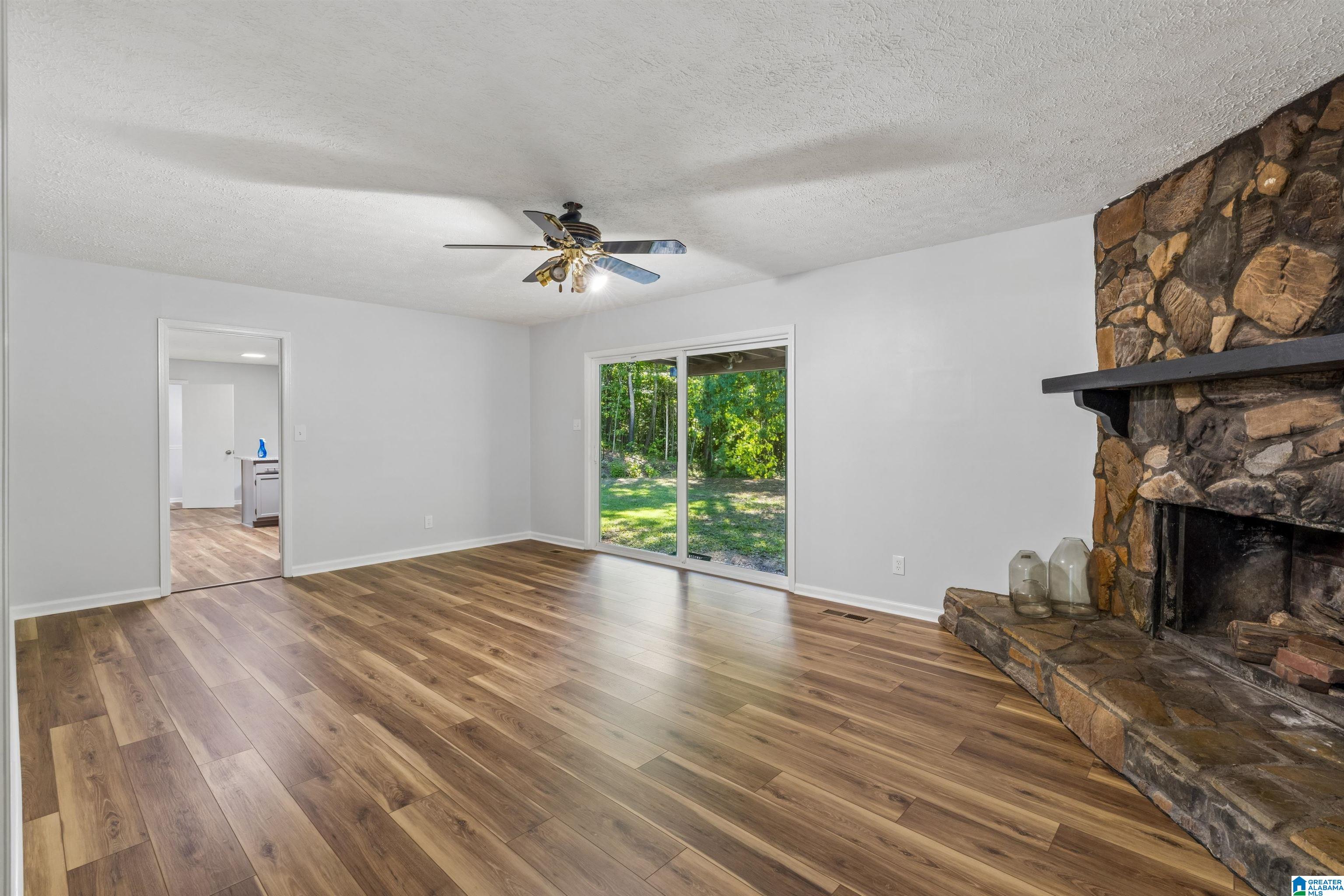 4363 County Road 5 Sylacauga, AL 35151 - Photo 7 of 32