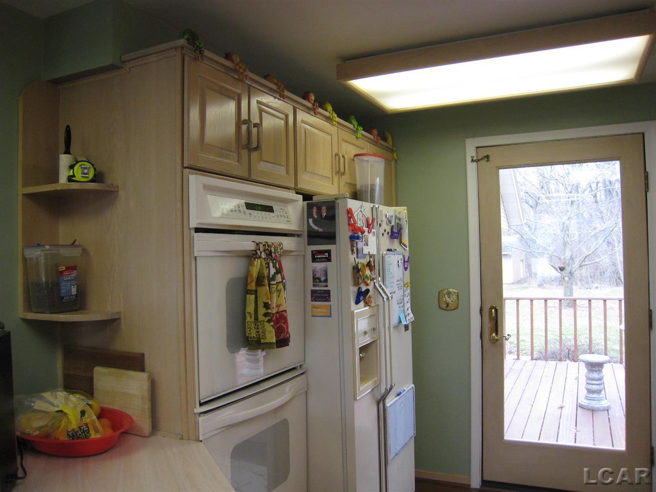 515 North Occidental Road Tecumseh, MI 49286 - Photo 19 of 55 Kitchen
