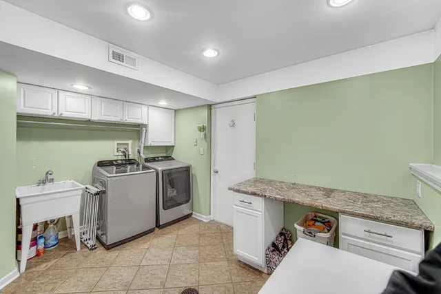 $340,000 | 241 Lawndale Drive, Munster, IN 46321