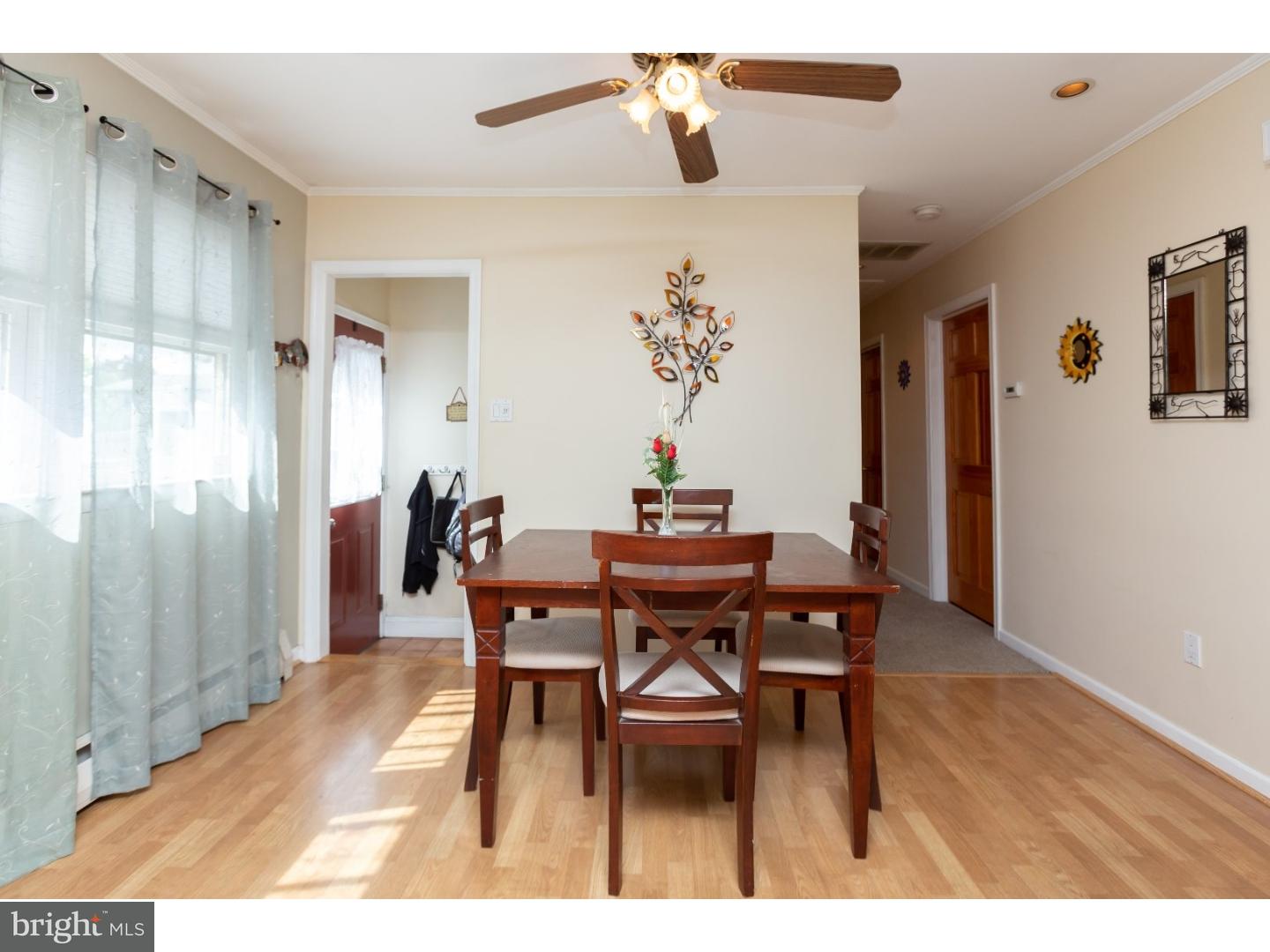 806 Crystle Road Aston, PA 19014 - Photo 8 of 25