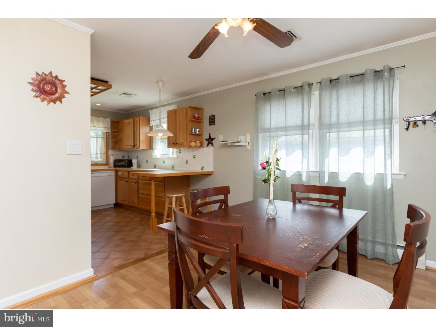806 Crystle Road Aston, PA 19014 - Photo 10 of 25