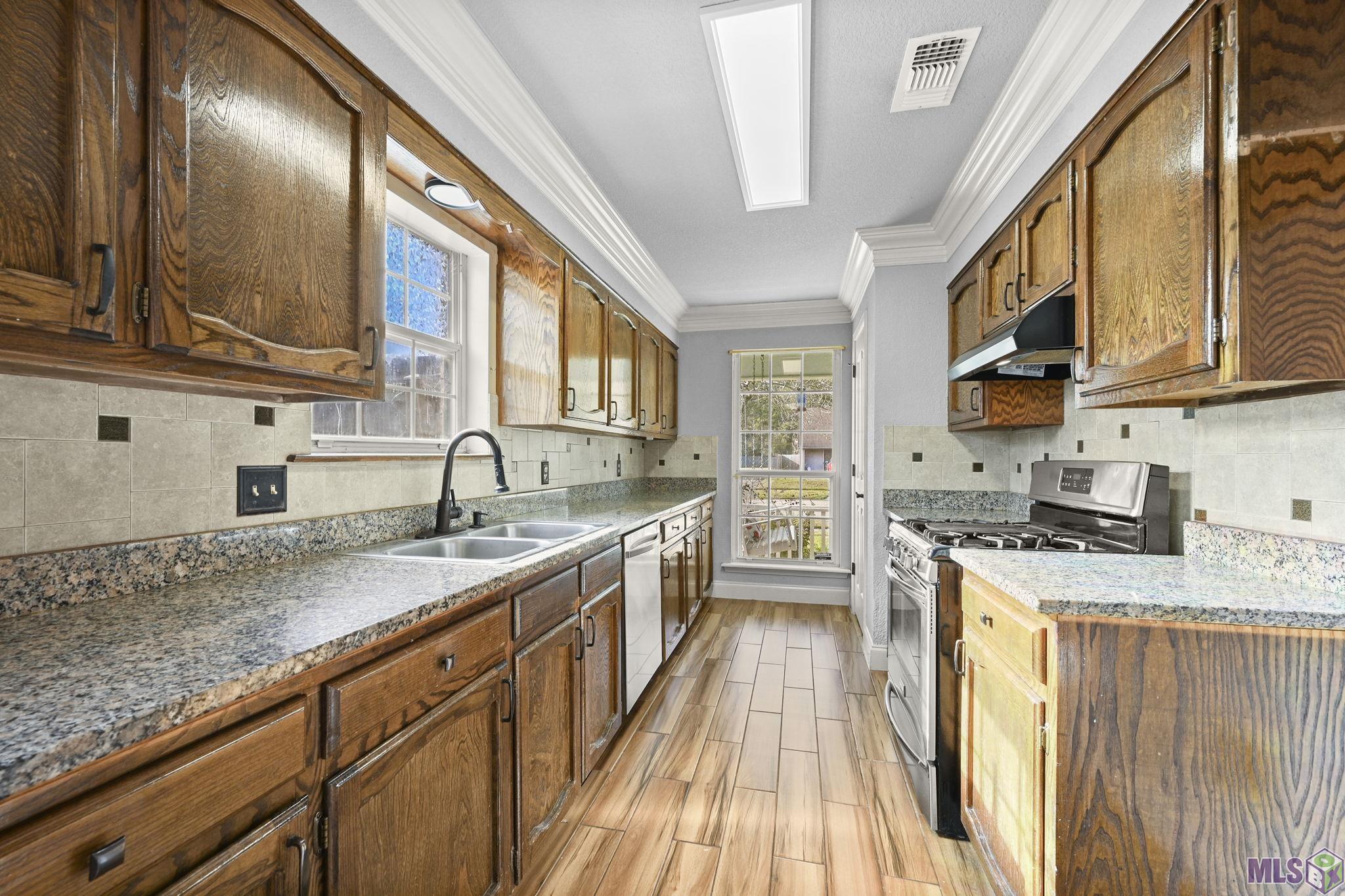 1926 Gamwich Road Baton Rouge, LA 70810 - Photo 6 of 22