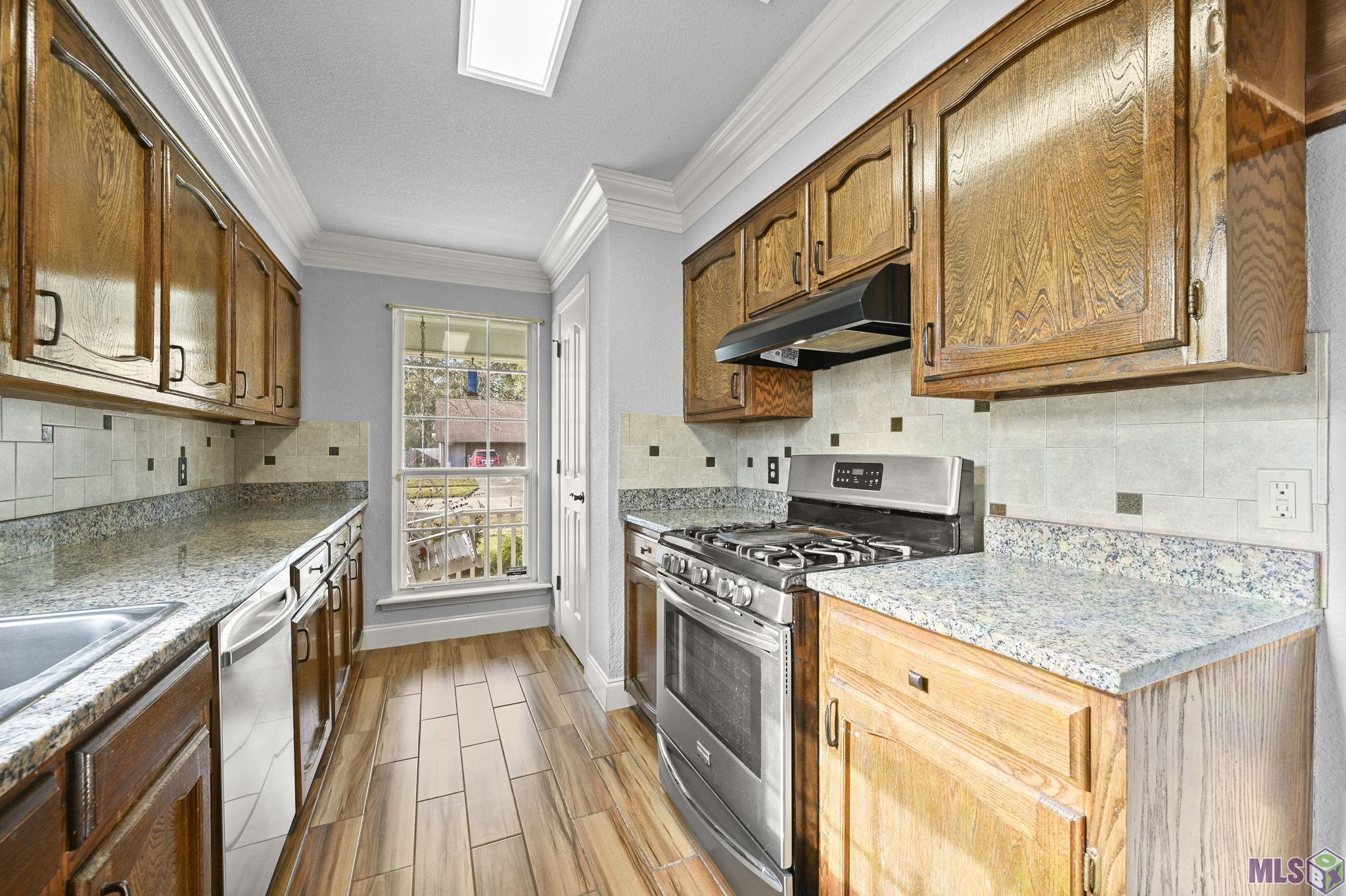 1926 Gamwich Road Baton Rouge, LA 70810 - Photo 7 of 22