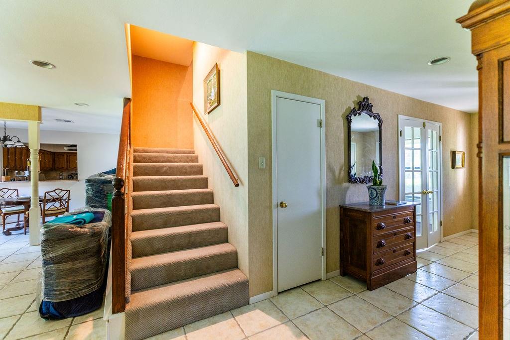 663 Coxs Oak Valley Road Waco, TX 76705 - Photo 8 of 40