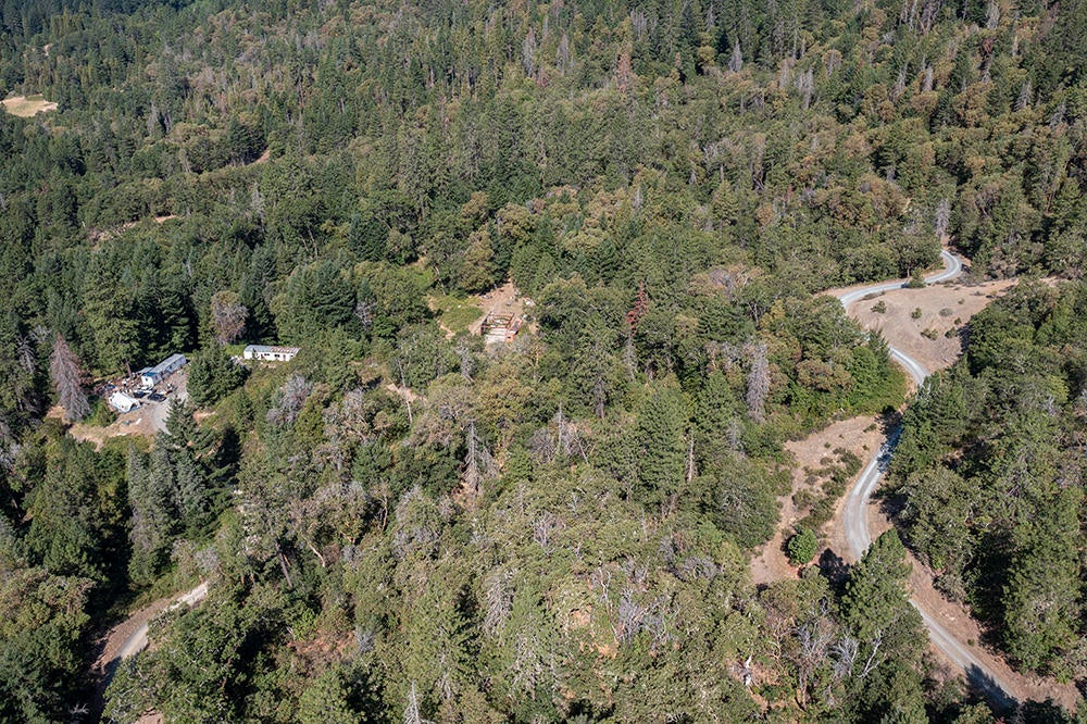 780 Hitching Post Road Grants Pass, OR 97526 - Photo 13 of 21 DJI_0331 a