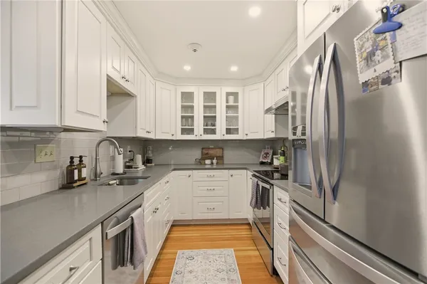 $725,000 | 28 Kay Street, Unit 3, Newport, RI 02840
