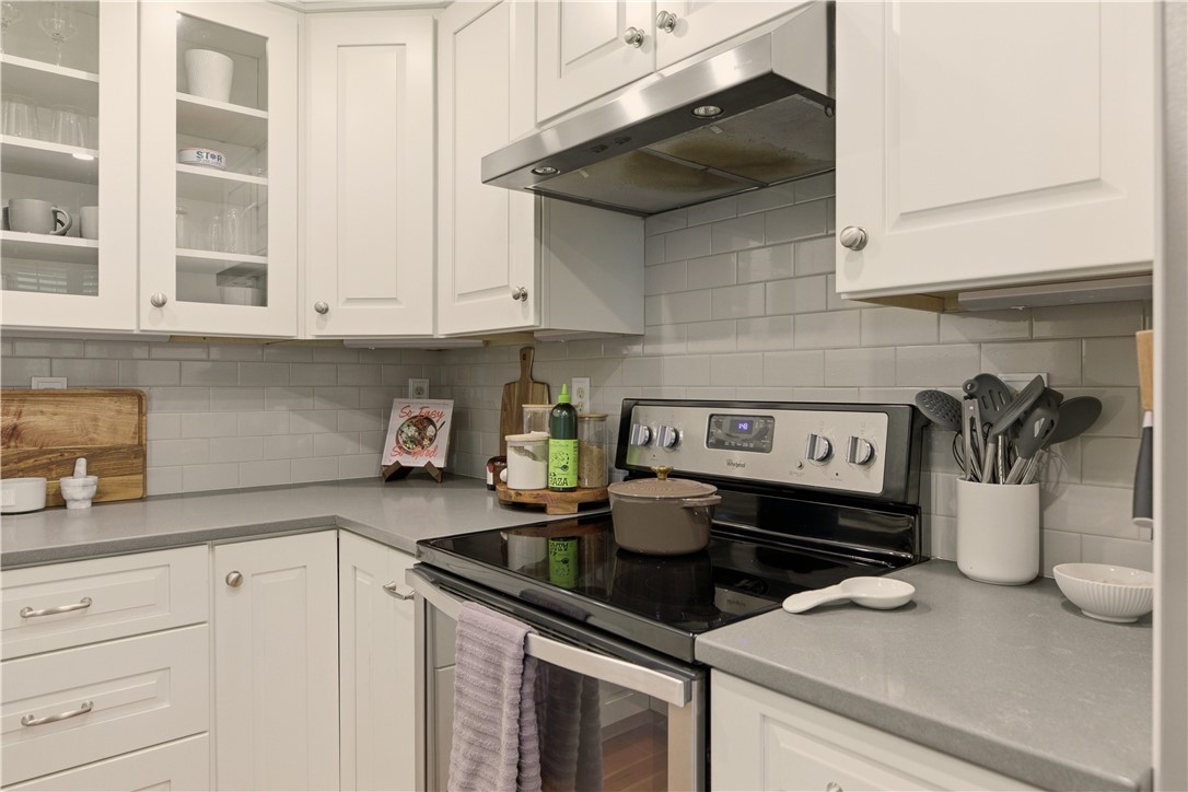 28 Kay Street, Unit 3 Newport, RI 02840 - Photo 19 of 38