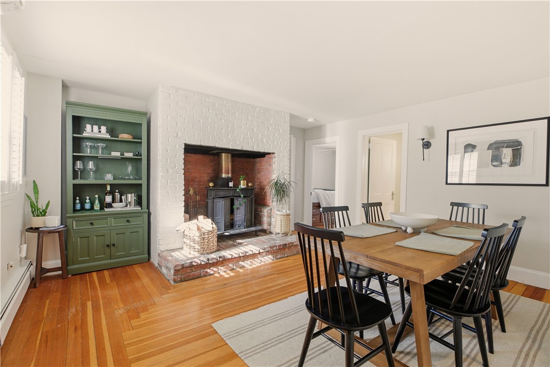 28 Kay Street, Unit 3 Newport, RI 02840 - Photo 22 of 38