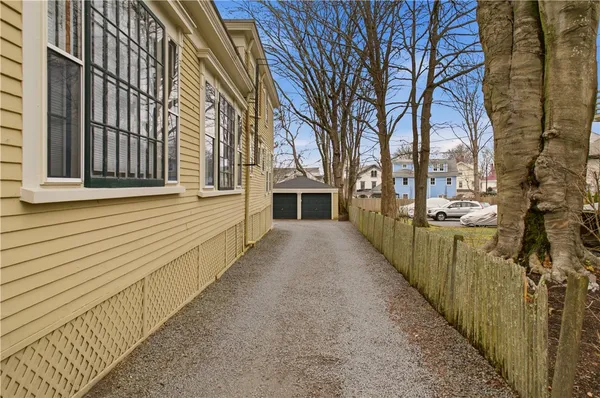 $725,000 | 28 Kay Street, Unit 3, Newport, RI 02840