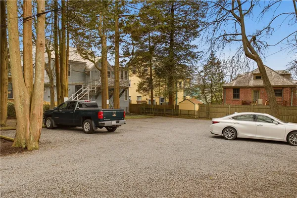 $725,000 | 28 Kay Street, Unit 3, Newport, RI 02840