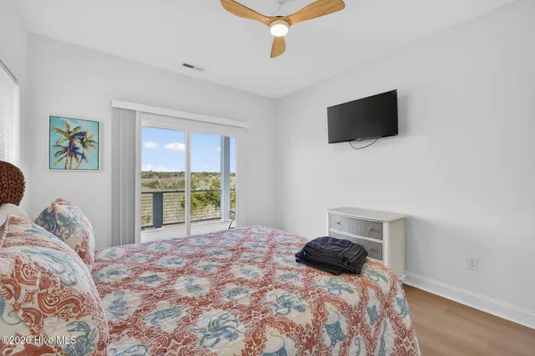 $1,425,000 | 109 Old Village Lane, North Topsail Beach, NC 28460