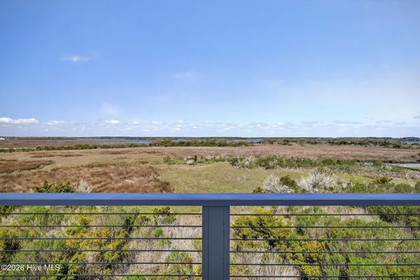 $1,425,000 | 109 Old Village Lane, North Topsail Beach, NC 28460