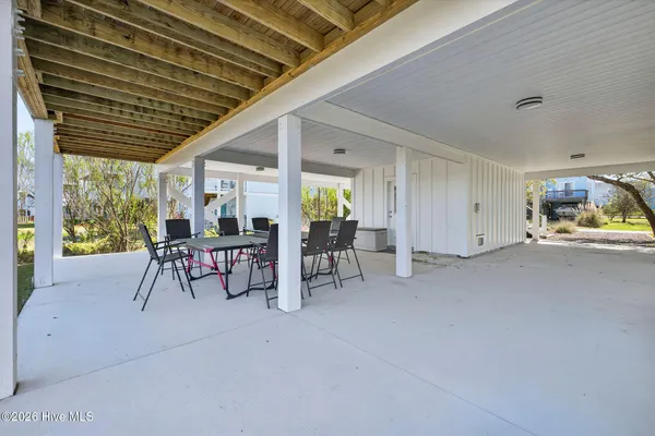 $1,425,000 | 109 Old Village Lane, North Topsail Beach, NC 28460