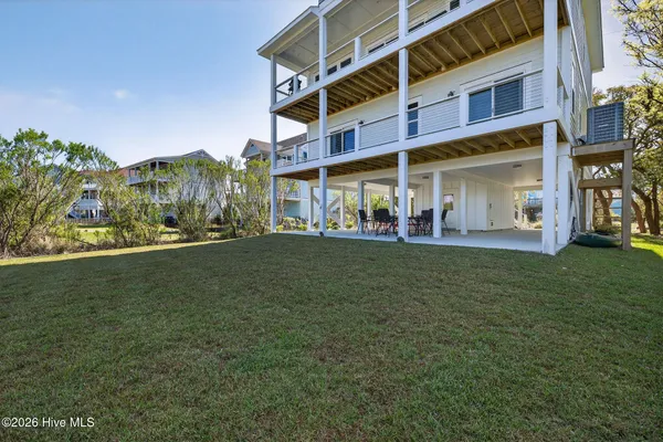 $1,425,000 | 109 Old Village Lane, North Topsail Beach, NC 28460