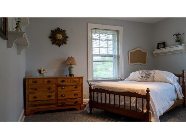 250 Ridgewood Road Huntington, WV 25701 - Photo 27 of 32 Gallery Image 27