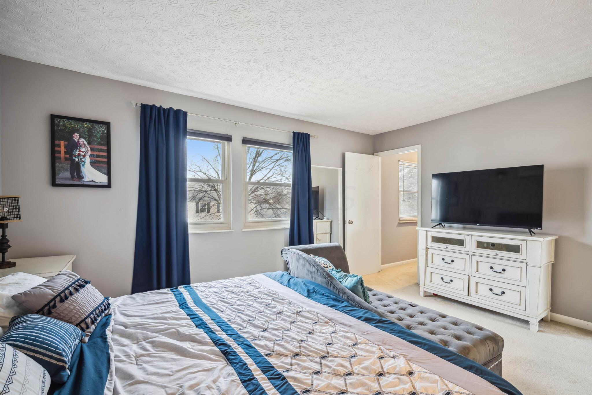 277 Rimbey Avenue Columbus, OH 43230 - Photo 31 of 51 master bed Rm#3