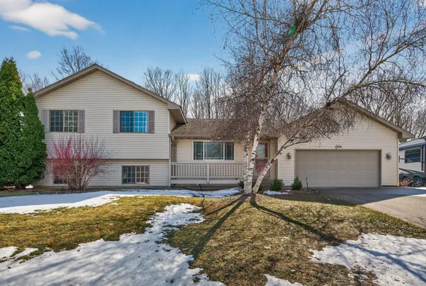 $375,000 | 409 Heights Road Northwest, St. Michael, MN 55376