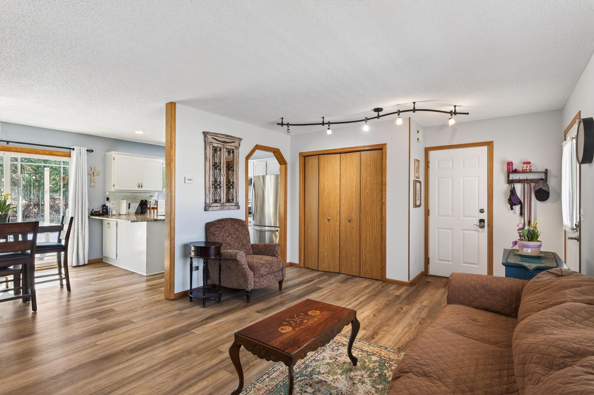 409 Heights Road Northwest St. Michael, MN 55376 - Photo 5 of 48