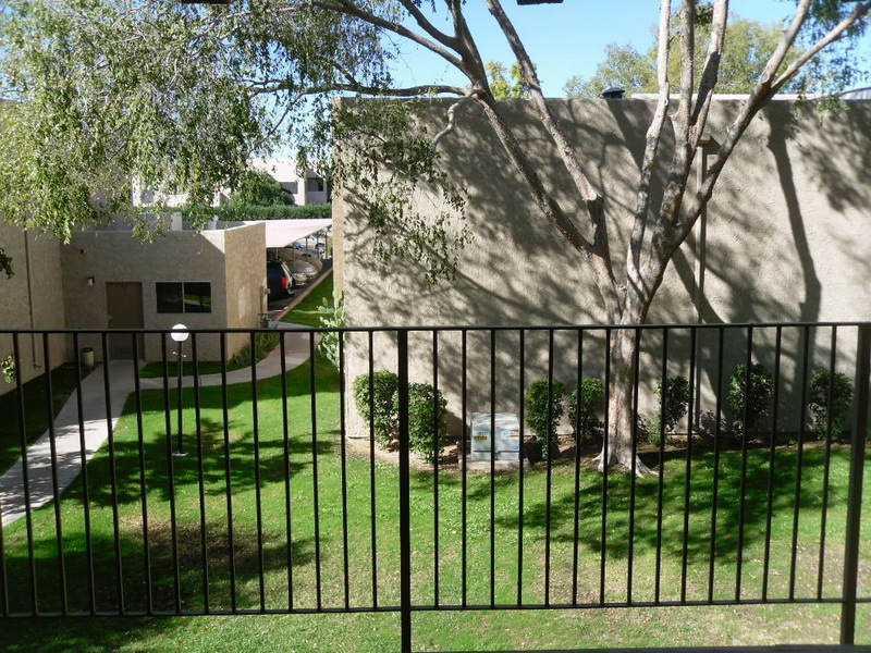 5525 East Thomas Road, Unit 20 Phoenix, AZ 85018 - Photo 24 of 28 SAM_0522