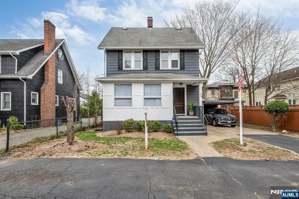 $2,950 | 36 Cortlandt Place, Unit B, Tenafly, NJ 07670